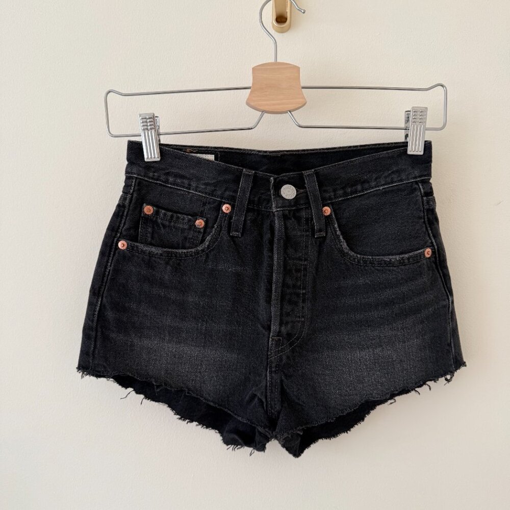 Levi's - Premium 501 micro denim shorts